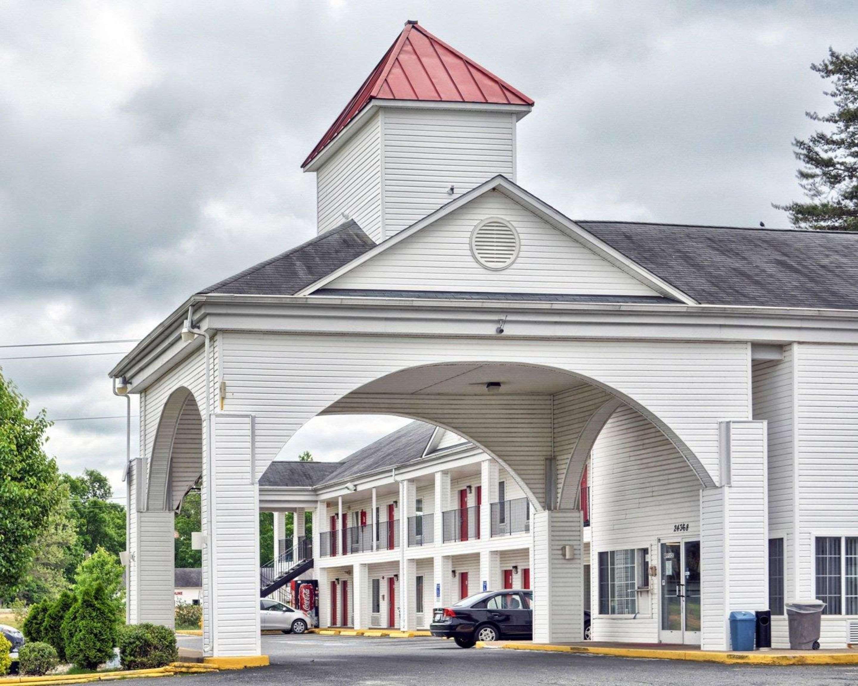 Econo Lodge Ruther Glen Exterior photo